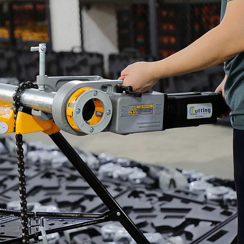 

2 Inch Handheld Electric Pipe Cutter Die Head Threading Machine Pipe Threader Cutting Machine SQ30-2C
