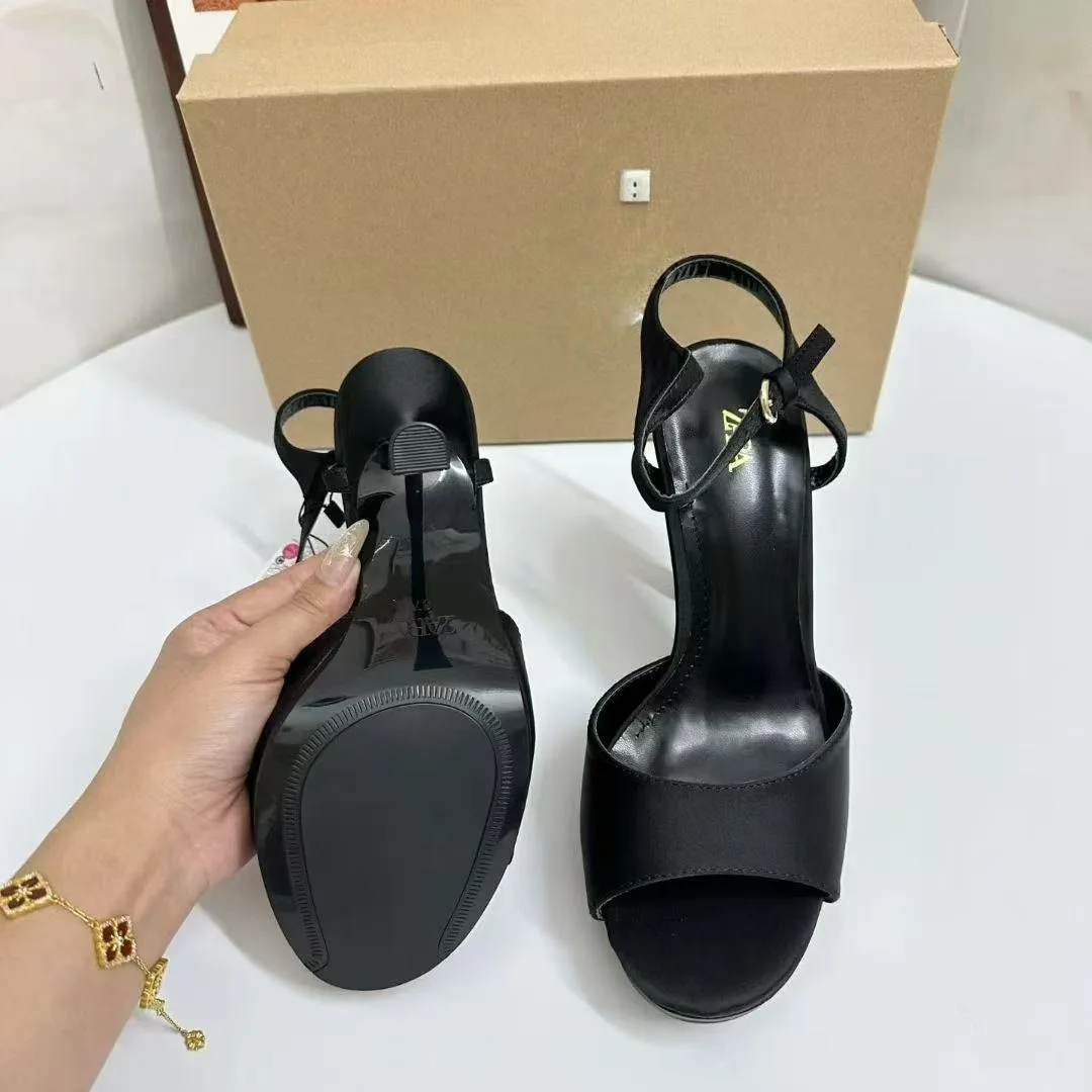 

Bloomsteps Low Heel Elegant Socialite High Heels Closed Toe Shallow Mouth Back Strap Single Shoes