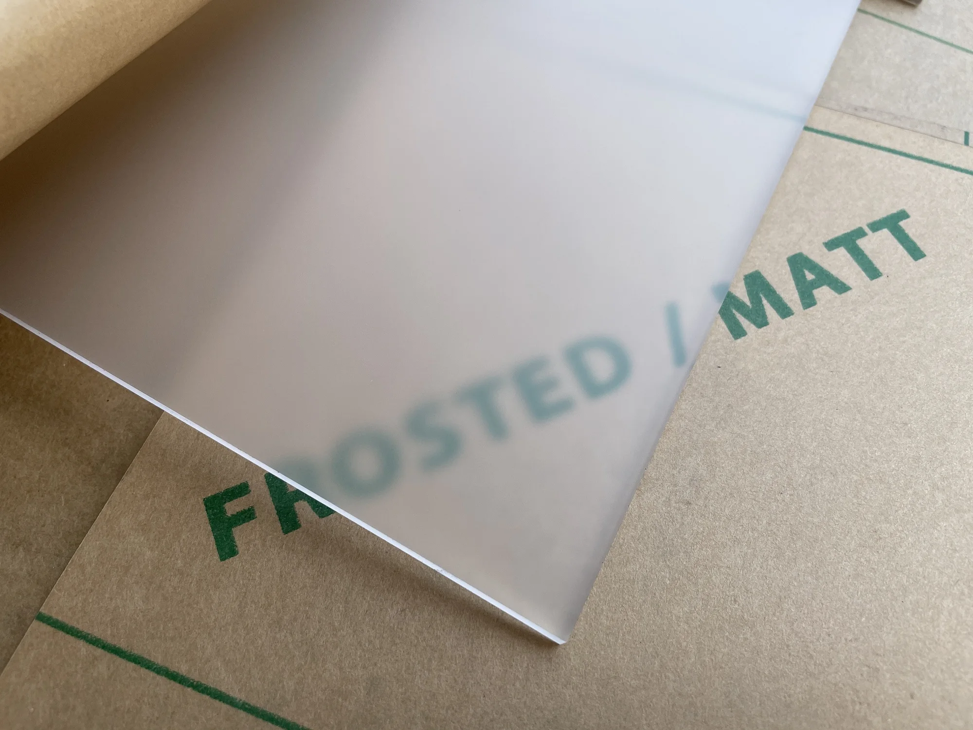 Why Matt Translucent Acrylic Sheets Are the Best Choice for Your Advertising and Craft Projects