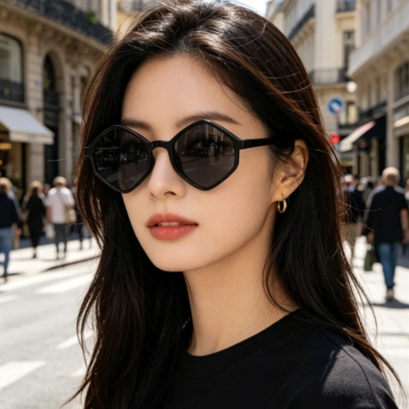 European and American Fashion Sunglasses Women Travel Sun Glasses Irregular Vintage Small Frame Goggles Uv400 Ladies Eyewear