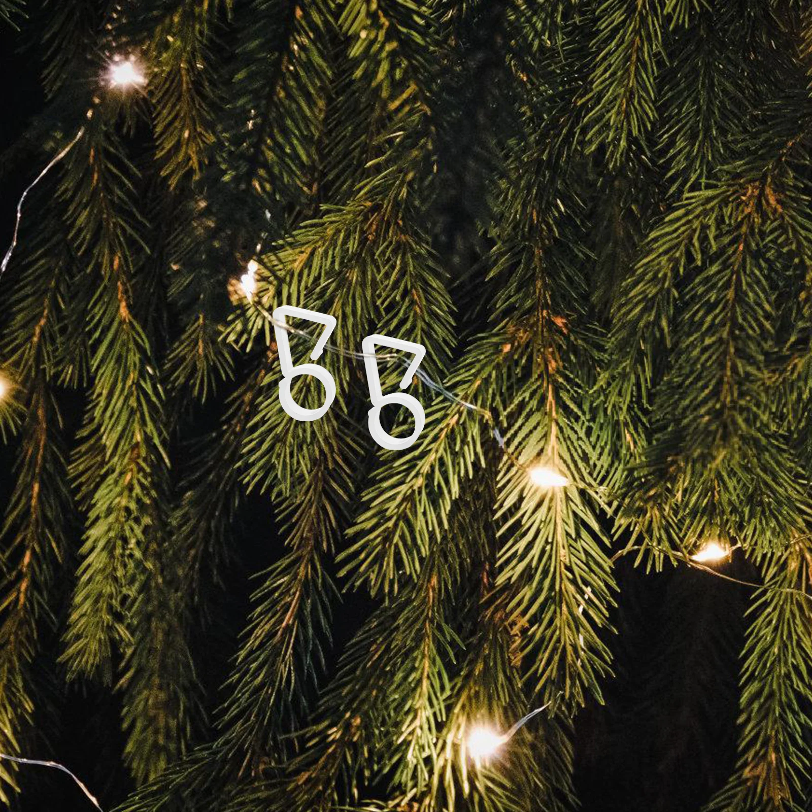 

100pcs Plastic Pendant Hooks Unique Shape Hangers Decorative Light Outdoor Christmas Party Reusable Hanging Lamp