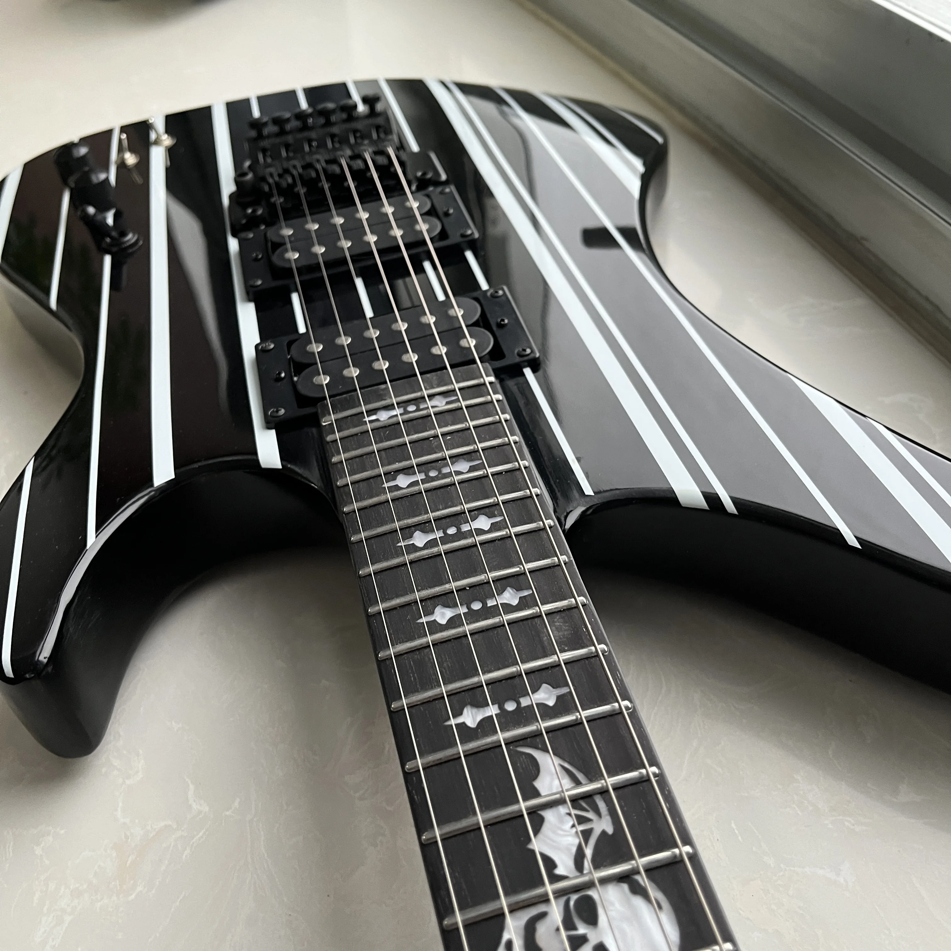 Electric Guitar 2026 New Schecter Synyster Gates Guitar Maple Neck Floyd Rose Bridge Free Shipping