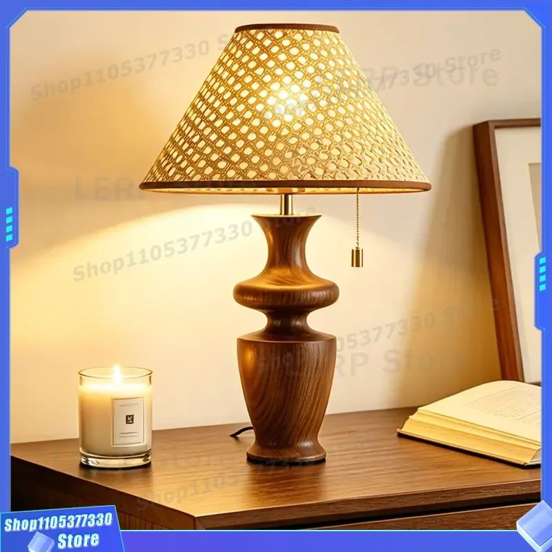 Vintage French Style Walnut Desk Lamp for Living Room Bedroom Bedside Ambient Lighting American Art Decorative Table Ornament