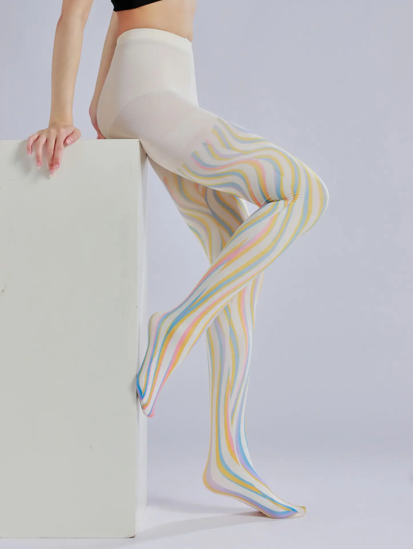 Color Wave Print Pantyhose Lori Personalized Trend Base Socks Ripple Color Strip Pantyhose