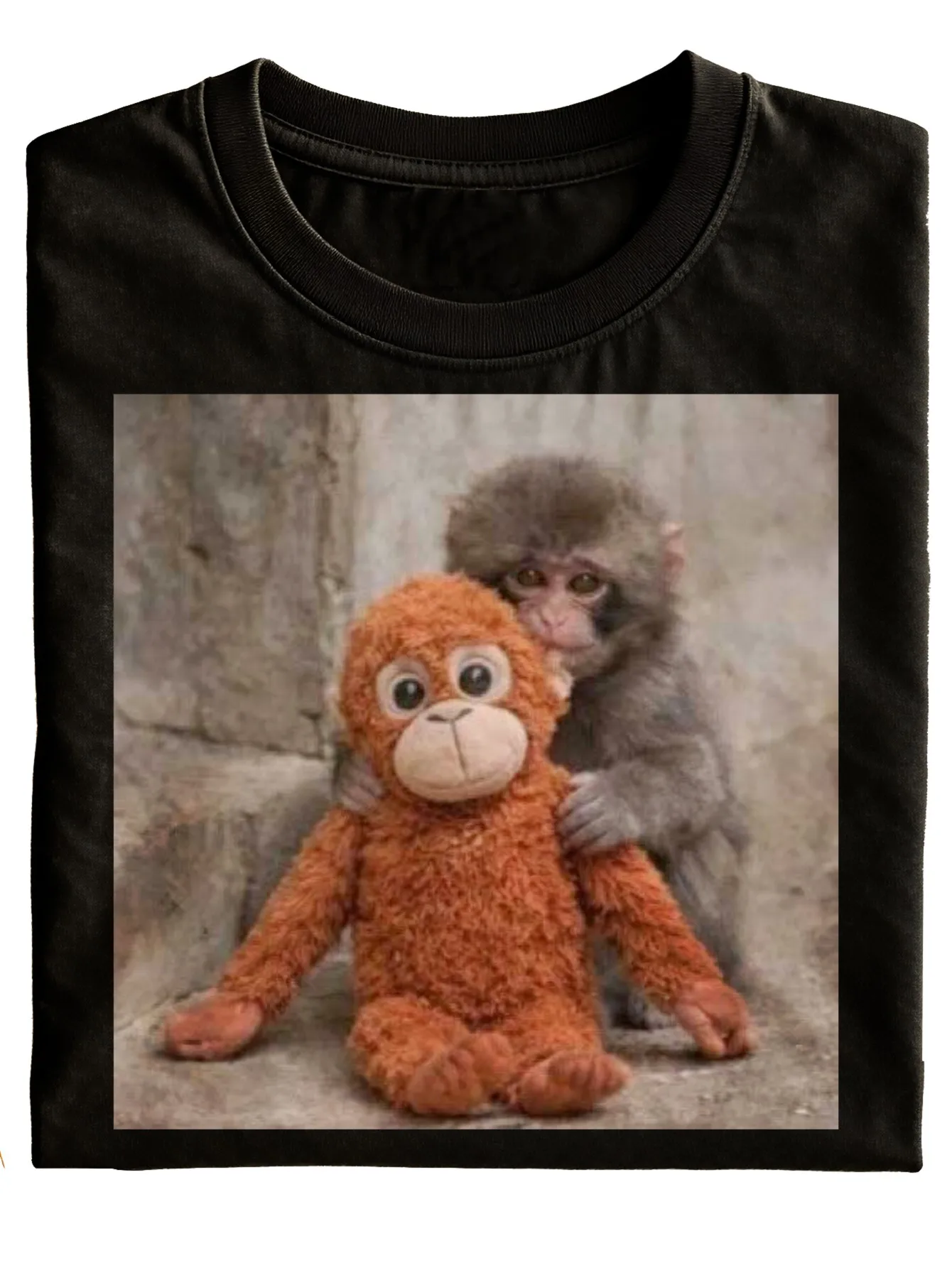 Black Unisex T-Shirt Featuring a Fun Monkey And Plush Toy Print, Perfect for Casual Daily Wear Or As a Holiday Gift. Made From, This Fashionable And Versatile Short-Sleeve Outfit Is Ideal for Everyday Use, Plus Size