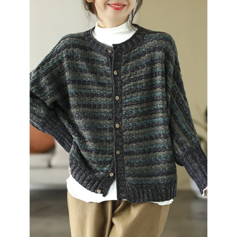 เสื้อคาร์ดิแกนถักลายทางสีเรโทร ผ้าฝ้าย ทรงหลวม แขนยาว สไตล์ลำลอง สำหรับผู้หญิง เสื้อคลุมท็อปโค้ท ฤดูใบไม้ร่วง รุ่นใหม่ สไตล์ศิลปะ