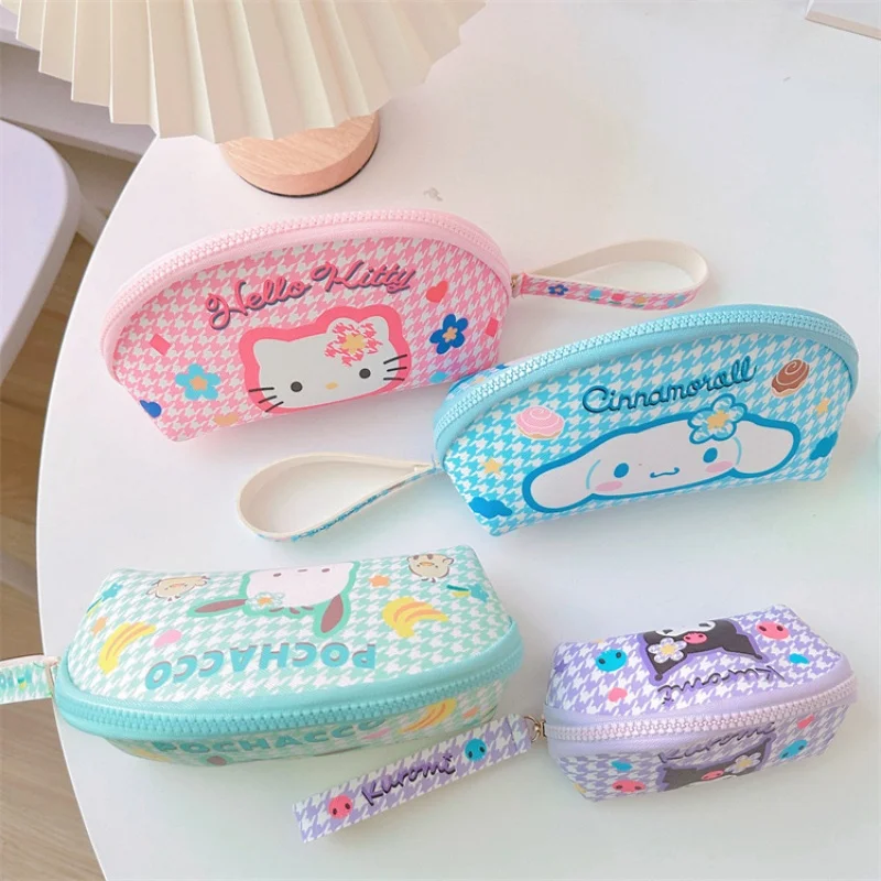 سانريو مرحبا كيتي حقيبة مستحضرات تجميل ، كيرومي سينامورول حقيبة أقلام رصاص ميلودي ، محفظة عملات معدنية ، حقائب مكياج ، هدايا لعبة للفتيات ، 2-لكل عبوة
