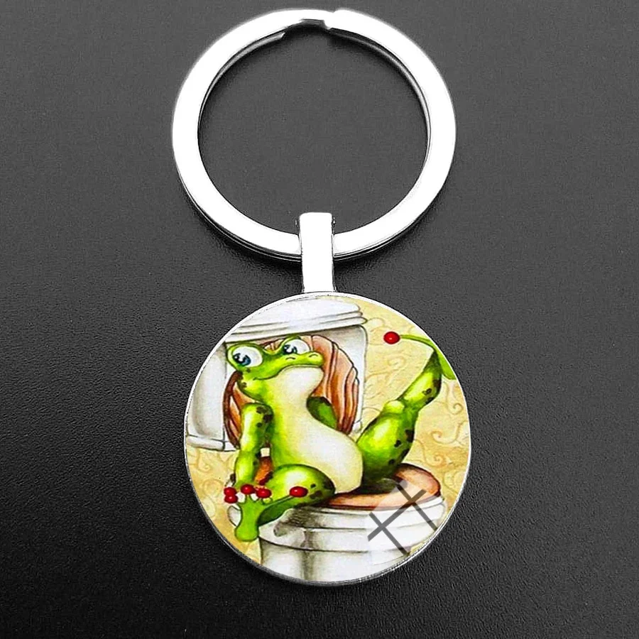 Interesting Frog on TheToilet Keychain Toilet Paper Key Ring Cute Anime Frog Keyholder for Boy And Girl