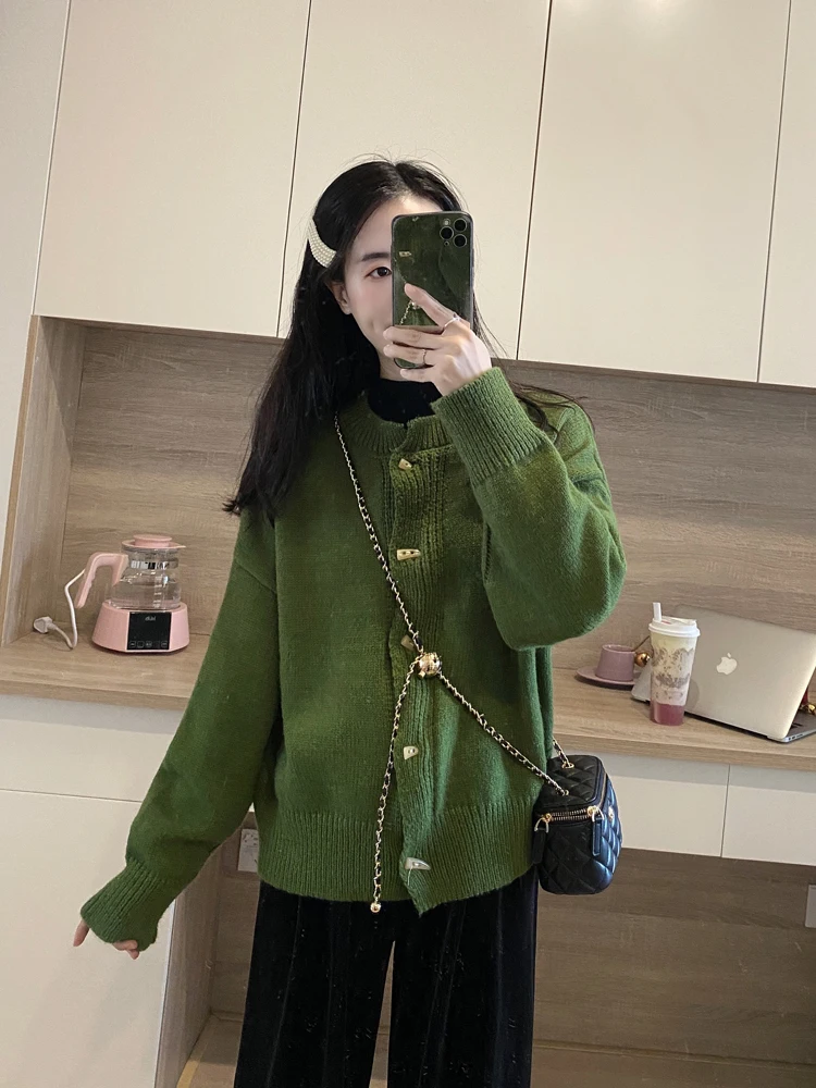 

Синий вязаный свитер-кардиган Mo Lazy Sle для женщин, свободный крой, осень-зима, в японском стиле, на пуговицах, с низким круглым вырезом, длинный рукав