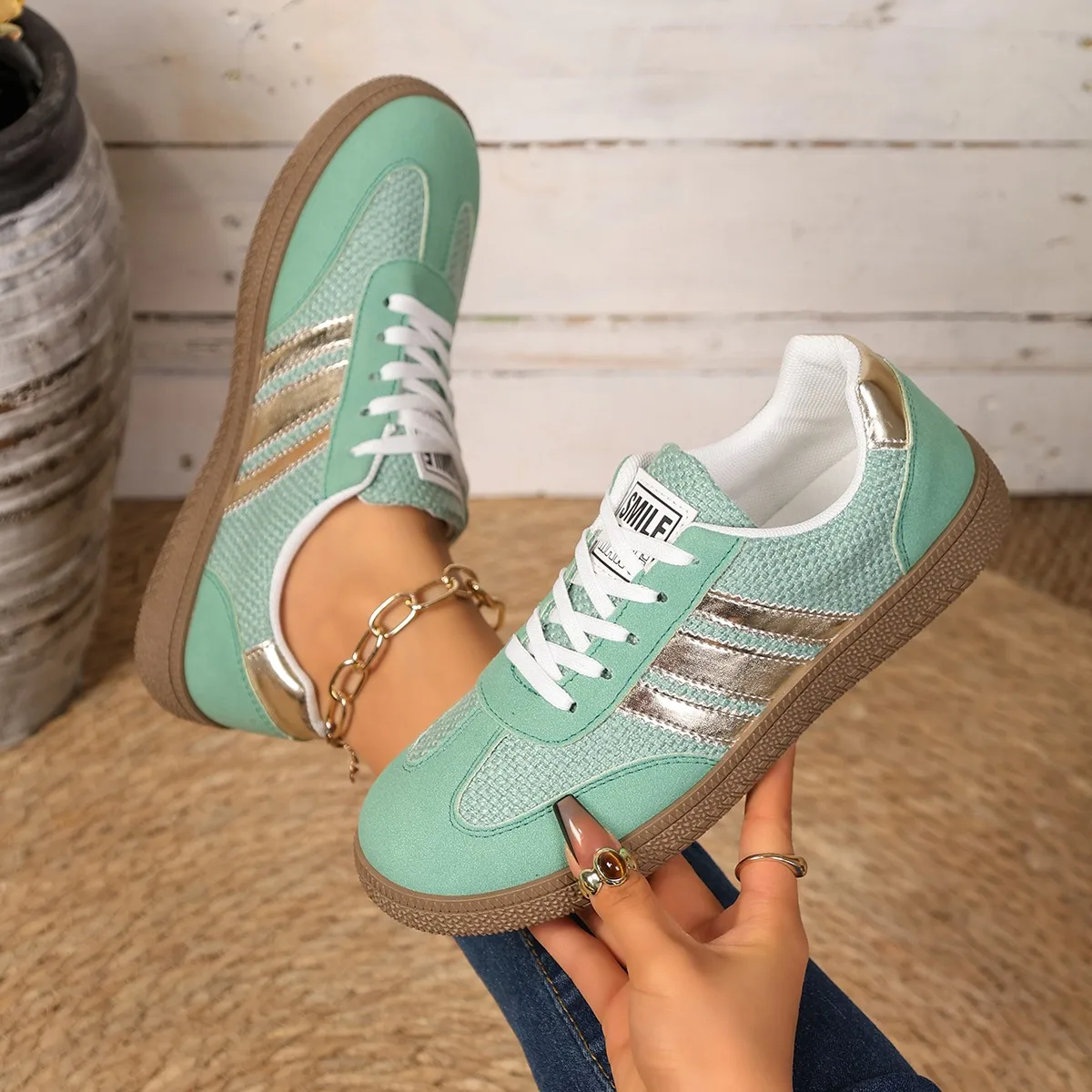 

2026 New Women Sneakers Fashion Luxury Designer Comfortable Shoes for Women Brand Classical Outdoor Sneakers Casual Women