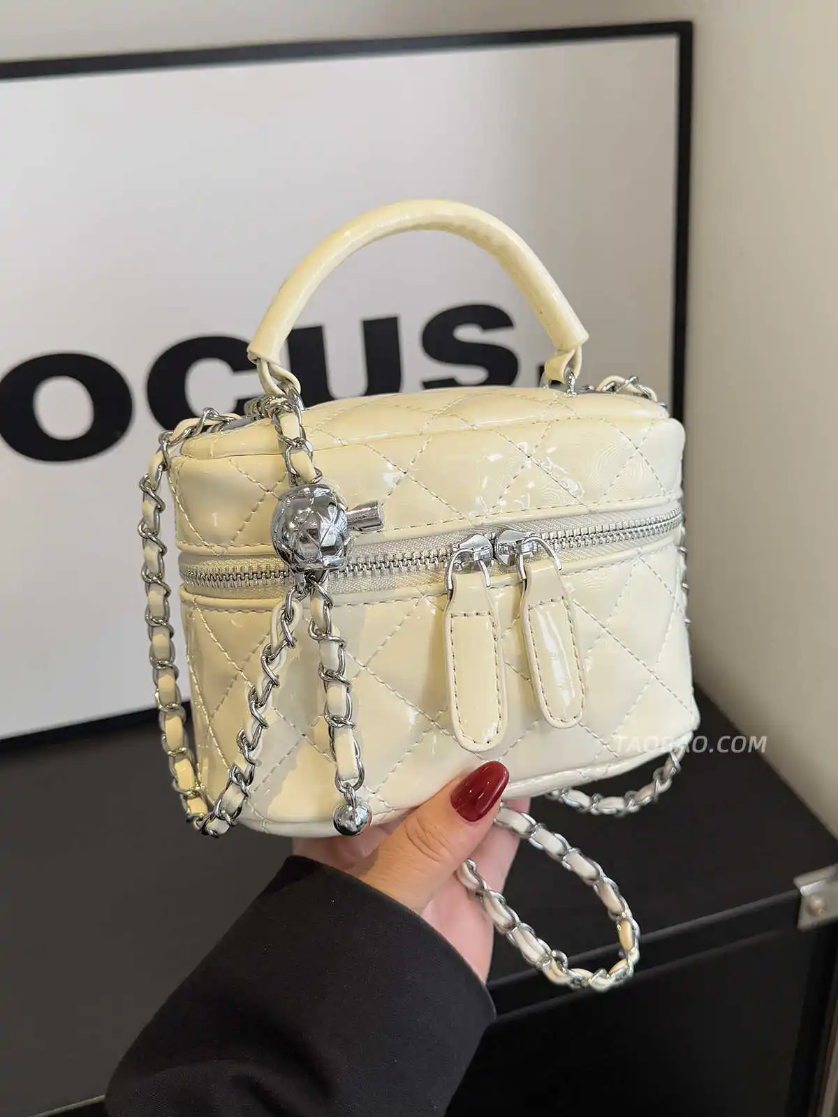 designer-de-luxo-mao-transportado-caixa-sacos-feminino-novo-versatil-diamante-trelica-corrente-mini-quadrado-saco-mao-end-ombro-corssbody-saco