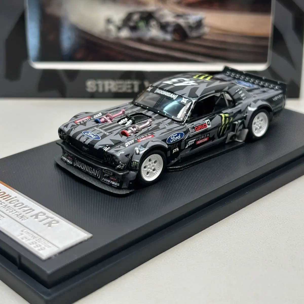 

SW 1:64 Mustang Hoonicorn RTR V3 Alloy Car Diecasts & Toy Vehicles Car Model Miniature Scale Model Car For Children