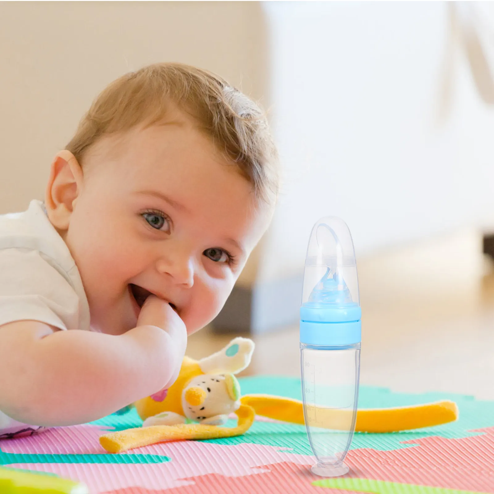 

Silicone Squeeze Feeding Spoon Bottles Blue Soft Cereal Puree Dispensing Tool Standing Base Accurate Measurement Cover