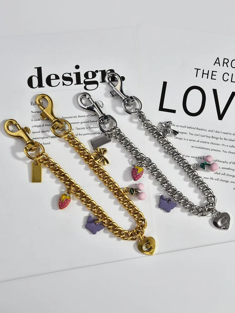 Porte-clés polyvalent fleur cerise pour femmes, sacoche tendance, chaîne créative et mignonne, pendentif de sac, accessoires de décoration, cadeaux