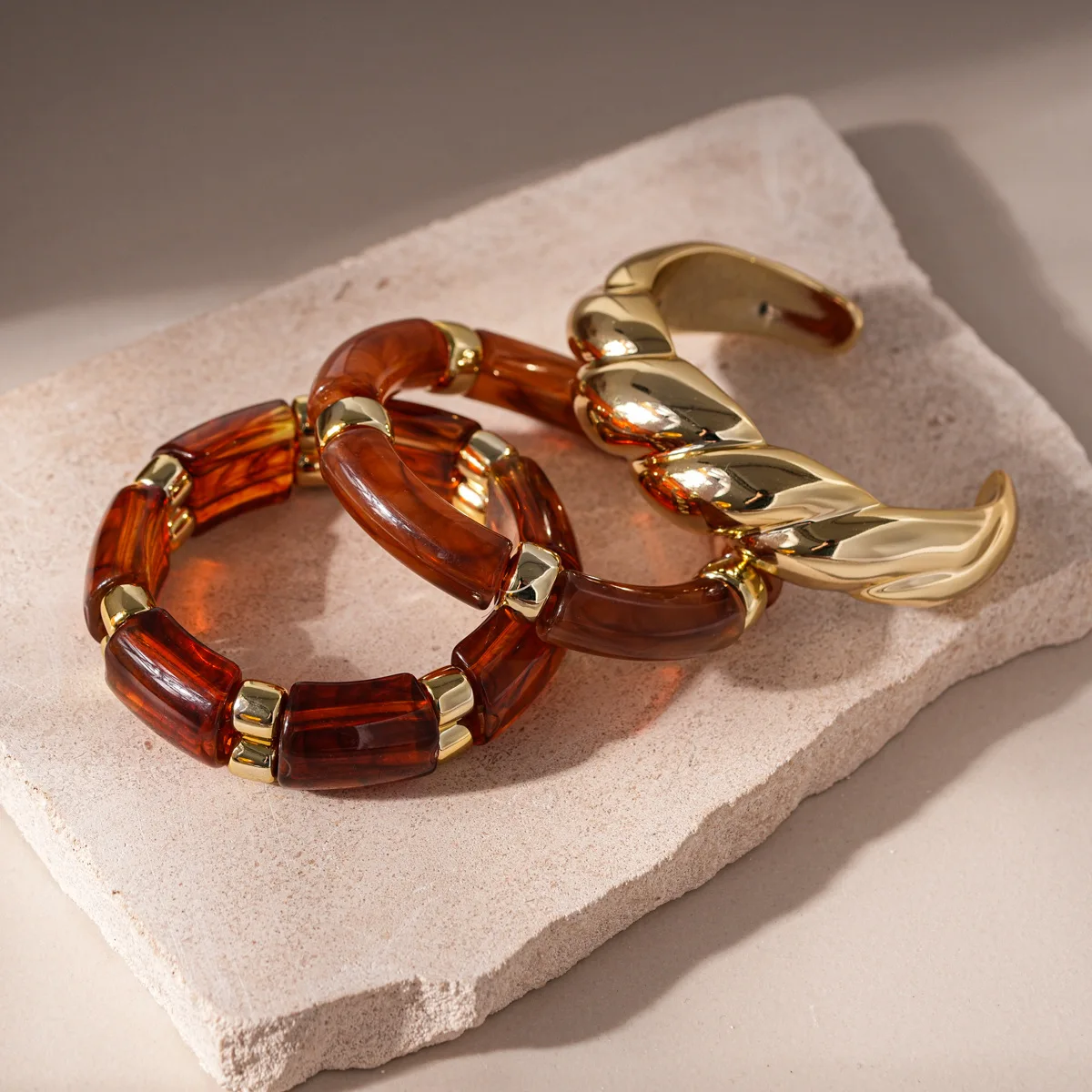 Brown Color Bamboo Tube Beads Smudging Bangles for Women Retro Acrylic Resin Bangle Elastic Bracelets Party Hand Jewelry F