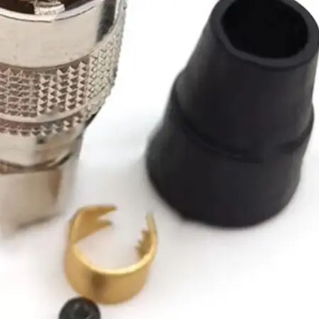 Heavy Machinery 6Pin Connector Aerospace Connector 14*32mm Rated Voltage 300V Zinc Alloy Body For Automation Systems