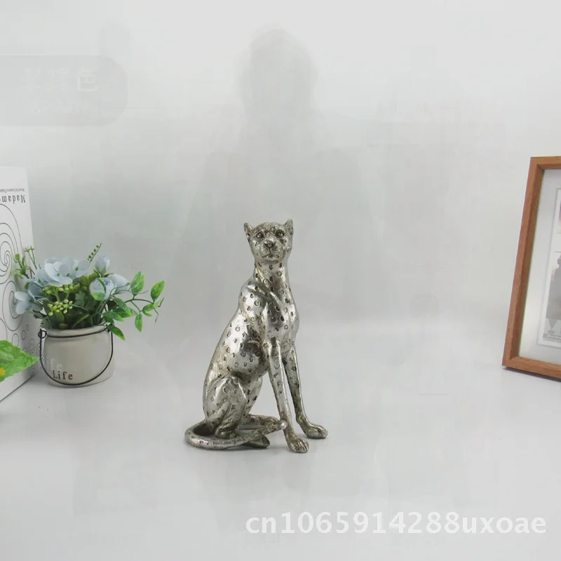

Leopard Resin Craft Home Office Desktop Decoration Tea Pet Ornament Antique Standing & Crawling Styles Available Hot Sale