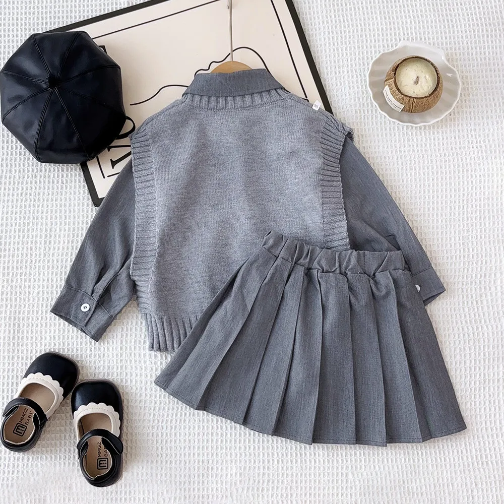 Bear Leader Grey Girls Suit Spring Autumn Solid Color Shirt + 3D Flower Knitted Vest+Pleated Skirt Outfits Kids Three Piece Sets