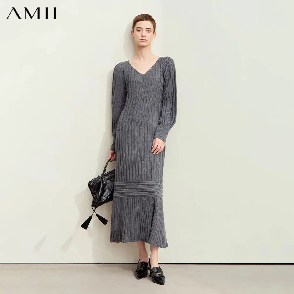Amii Minimalism 2026 Autumn Trumpet Dress for Women New Elegant Casual V-neck Lantern Sleeve Solid Lazy Knitted Dresses 12443091