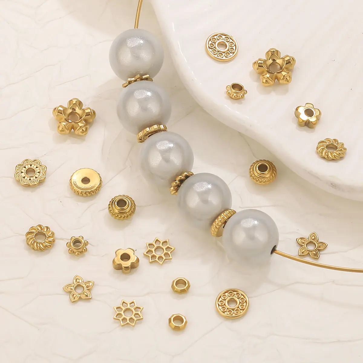 

20PCS Stainless Steel 18k Gold Flower Spacer Mini Loose Bead Charm for DIY Women Jewelry Making Needlework Accessorie Wholesale