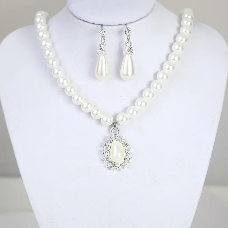 Elegant Fashion Big Pearl Bridal Jewelry Set for Women Silver Crystal Teardrop Earrings Necklace Set for Women Anniversary Gift