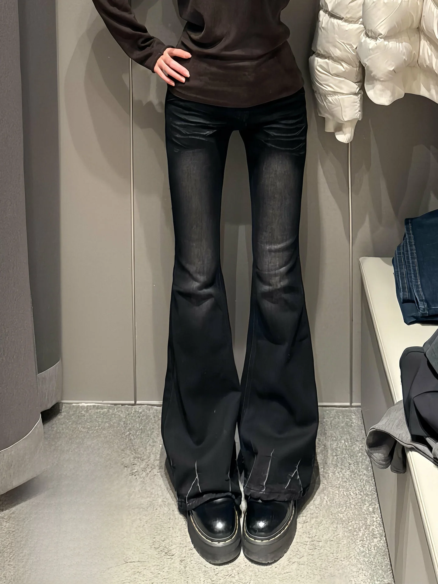 

Slim Fit High Waist Denim Jeans Women's Summer 2026 Style Distressed Thin Black American Retro Bell Bottoms Casual Wear