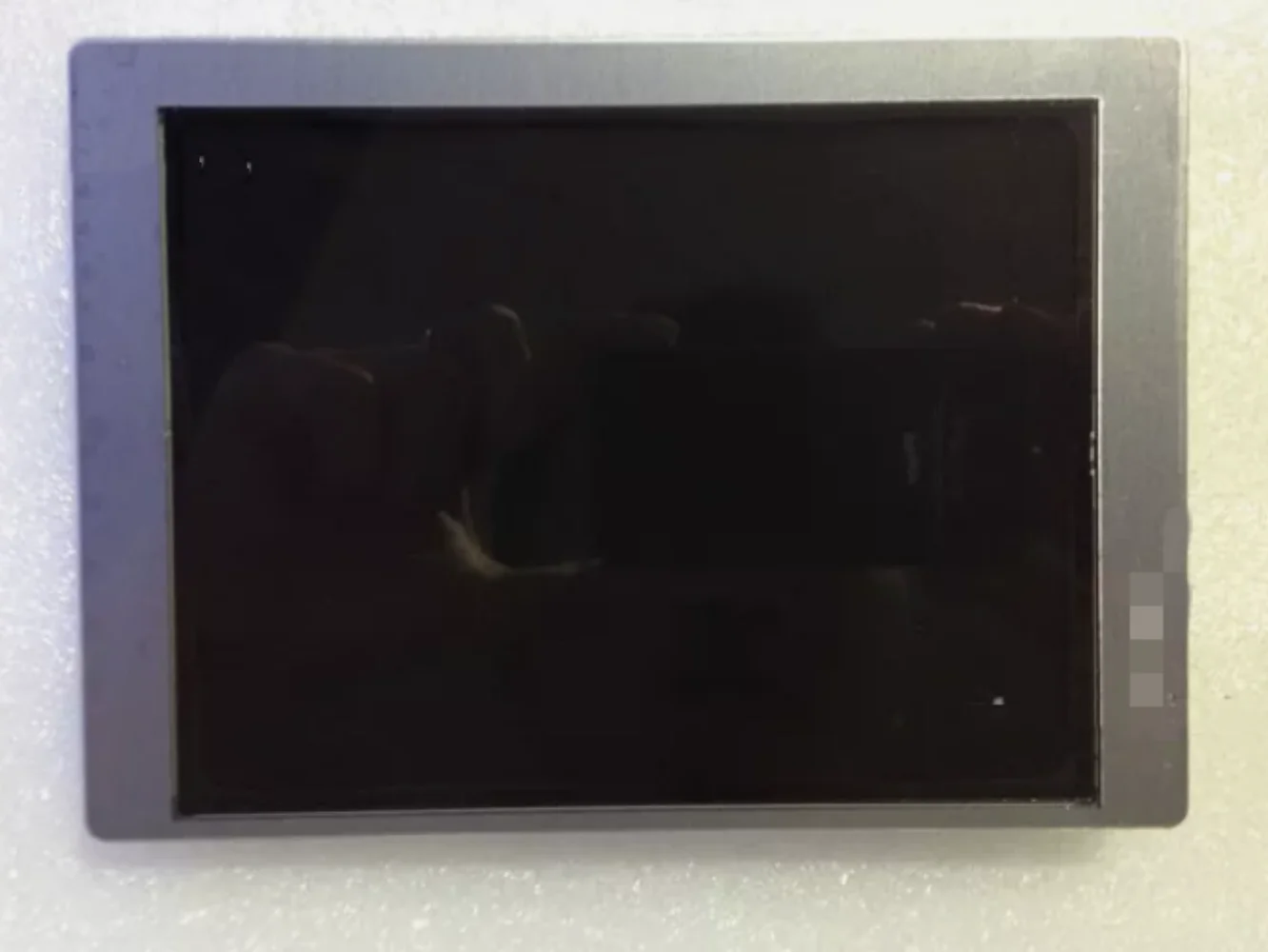 Display LCD LQ057Q3D12