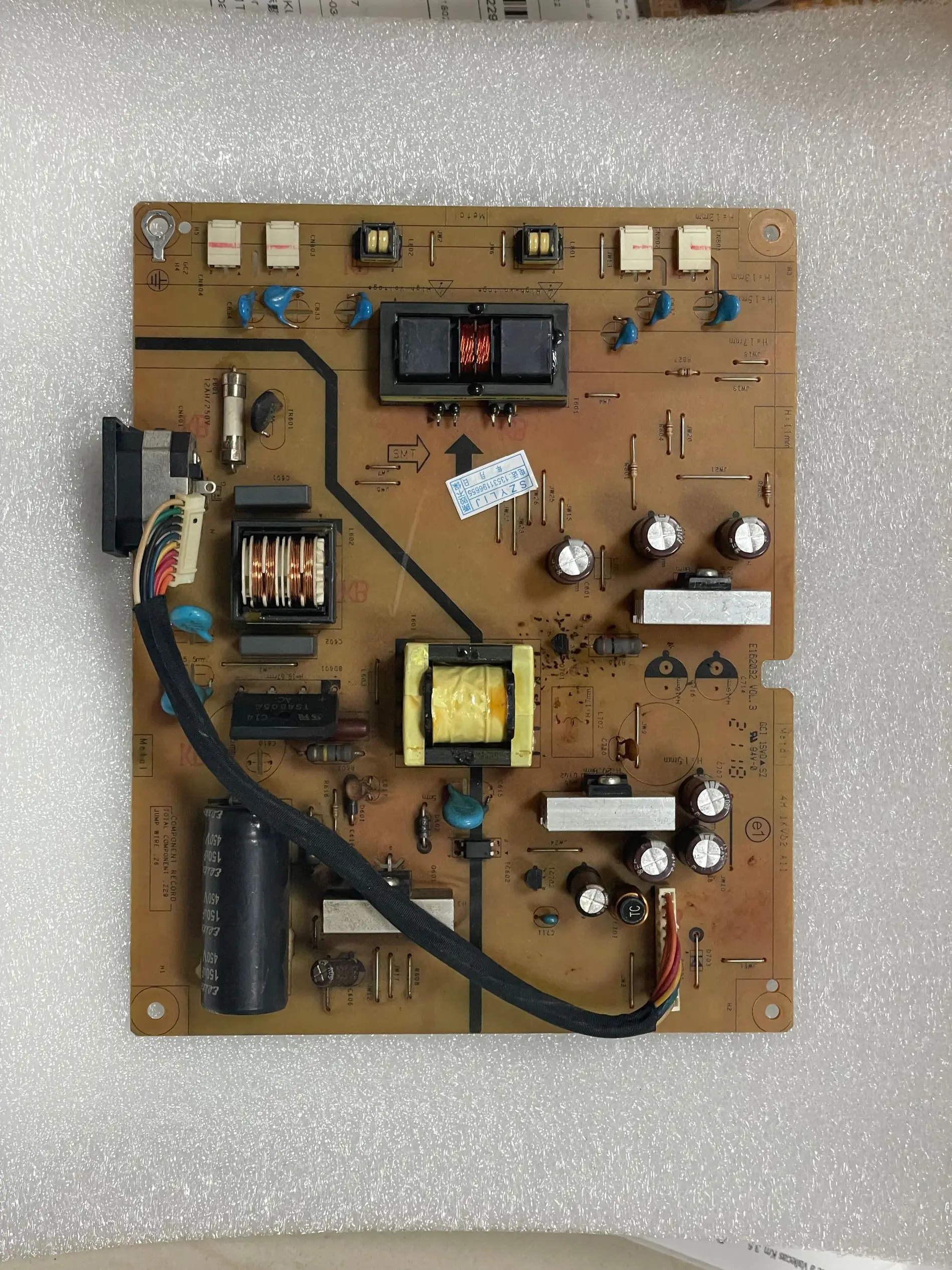 

Used and original for GL2750H Board 4H.1KV02.A10 = 4H.1KV02.A11 in my hand