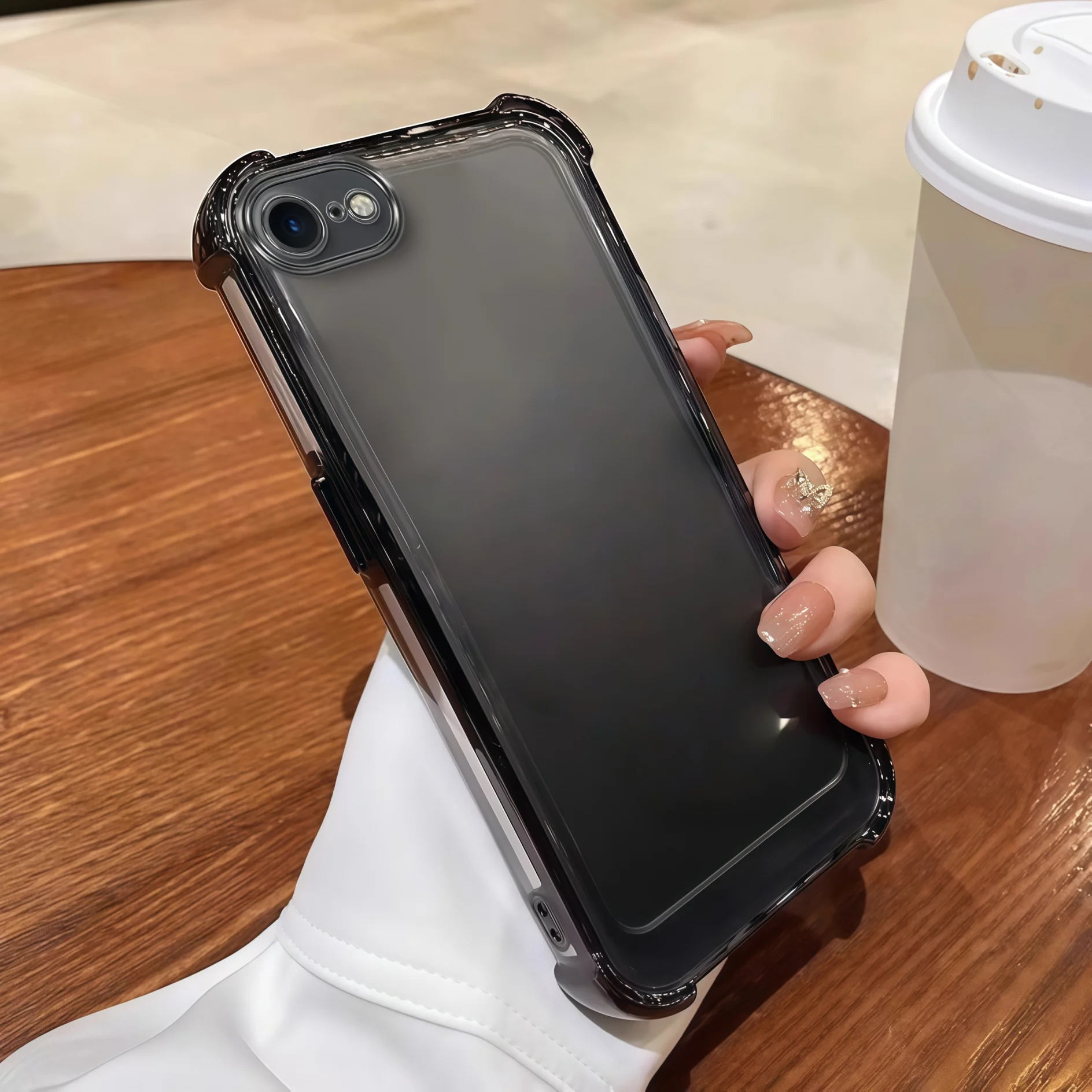 Transparentes Schwarz ohne Vergilbung, stoßfeste TPU-Handyhülle für iPhone SE2022/SE2020/7/8/7+/8+/6/6+ – Detail 3