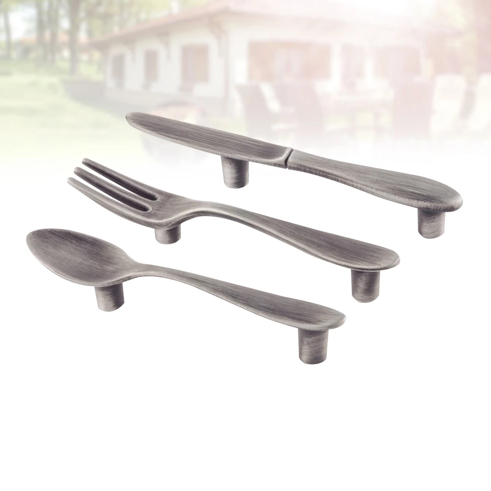

3pcs Knife Fork Spoon Shaped Knobs Zinc Alloy Modern Pull H les for Cabinet Drawer Wardrobe Furniture Home Decor Gift