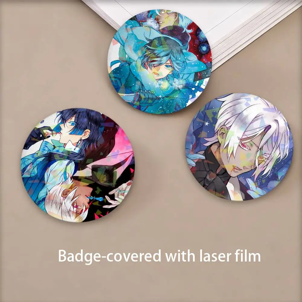 Animation Die Fallstudie von Vanitas Button Pins Rucksack Kleidung Dekor Brosche Cartoon Science Fiction Abzeichen Laser Schmuck