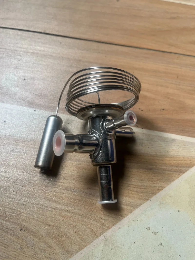 Carrier refrigerated truck original expansion valve C500/600/700