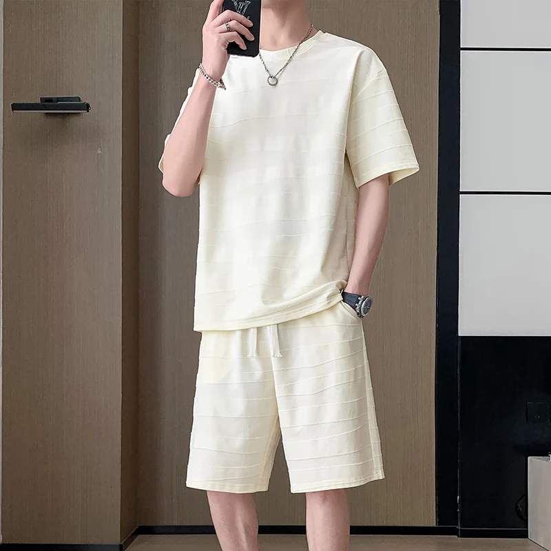 

Short Sleeve T shirts+Shorts Set 2026 Summer New Men's Striped High-Quality Breathable Casual Comfortable Two-Piece Set men