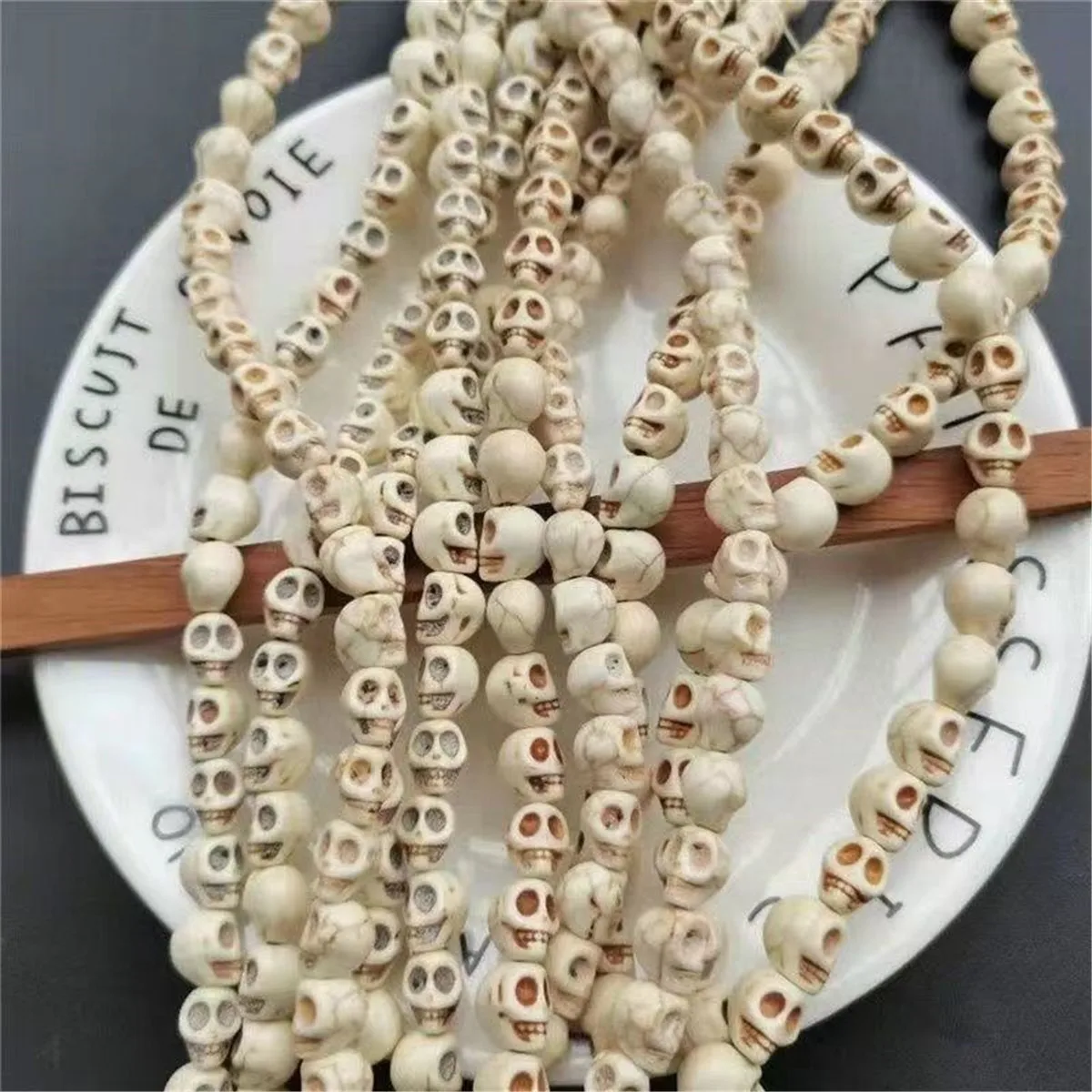 20 Pcs Cool Skull Hip Hop Beads Girl Handmade Diy Beaded Korean Fashion Phone Bag Bracelet Hair Accessories Beads Material