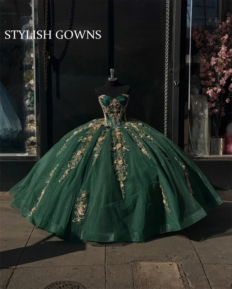 ชุดราตรีออกงานสีเขียวแบบเปิดไหล่สำหรับงาน Quinceanera ชุดเดรส Vestidos De 15 Anos ประดับลูกไม้ ชุดราตรีงานวันเกิด สามารถสั่งตัดได้