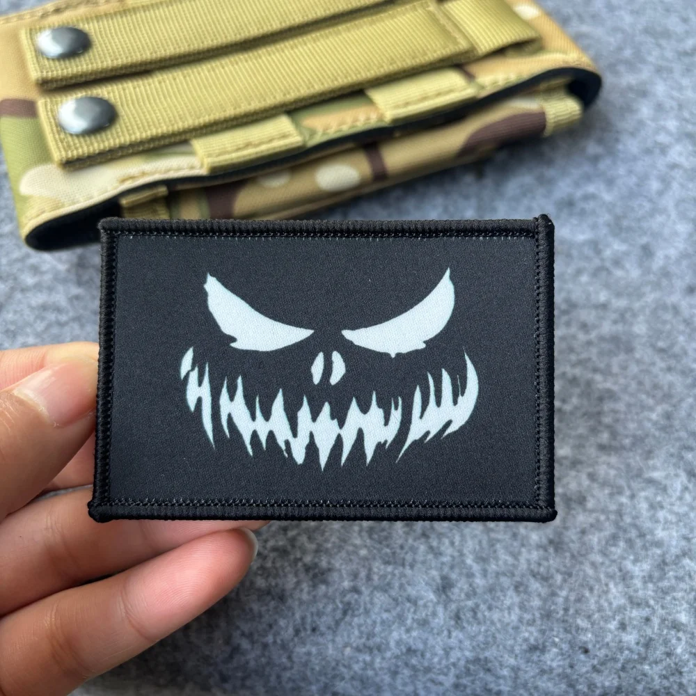 Parche táctico Ghost Face con Velcro, sonrisa aterradora para mochila
