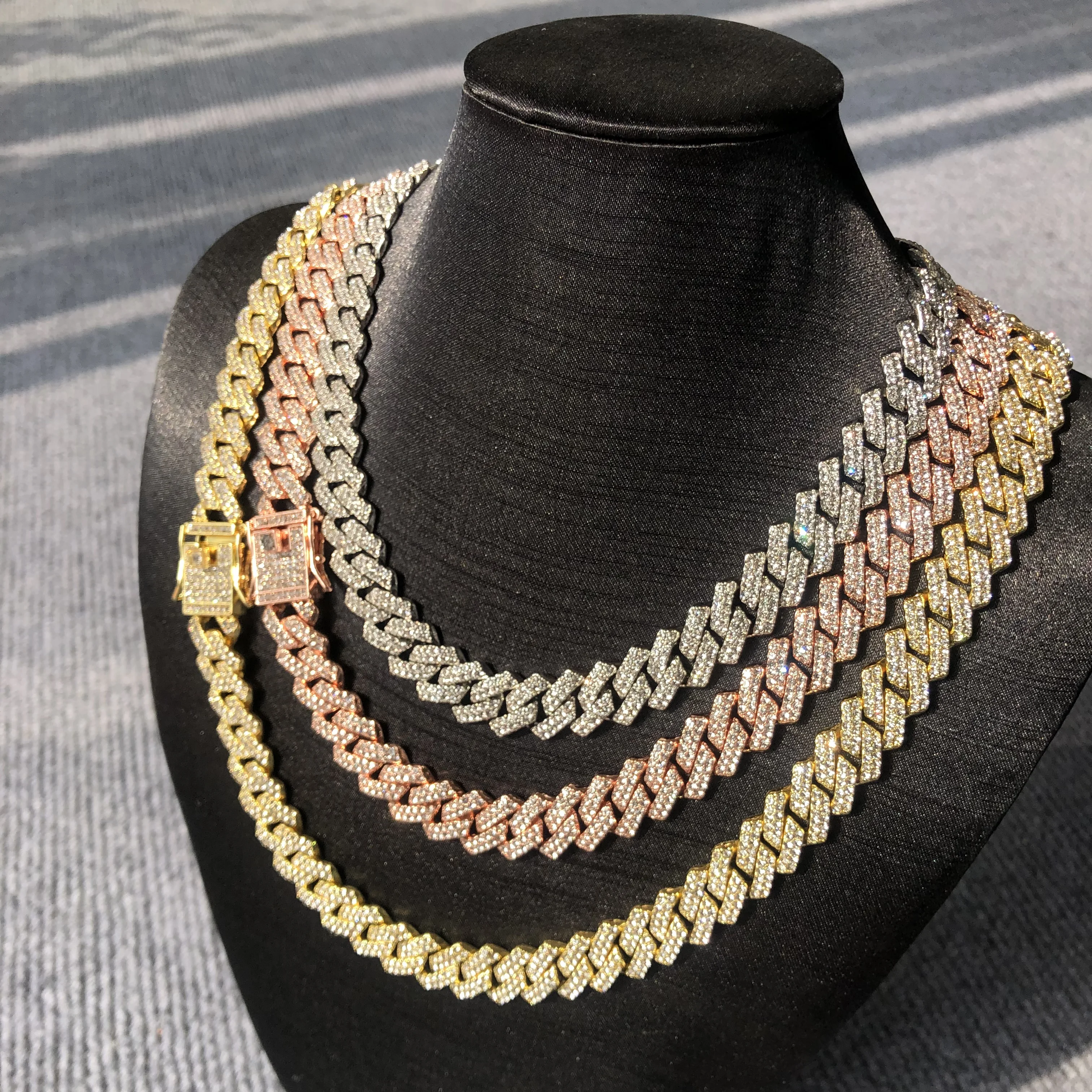 Anztilam Keep-Color Iced Out Cuban Link Chain Necklaces For Men Women Alloy Long Miami Chain Hip Hop Jewelry Drop Shipping
