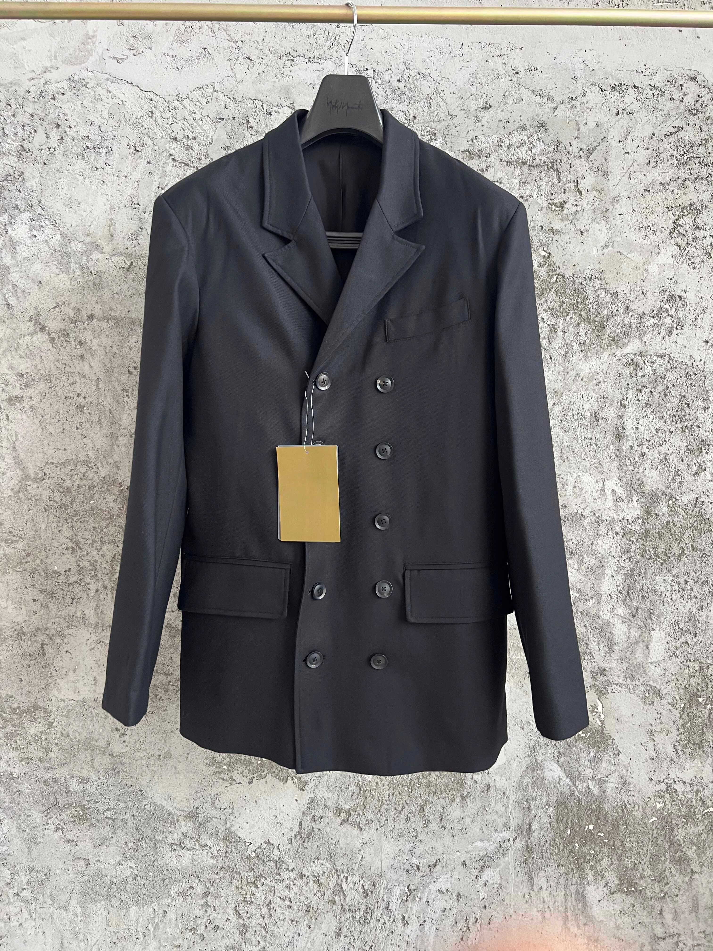 TOP-YAMAMOTO's multi-pocket decorated casual jacket with fringes deconstructs Chinese-style suits for men