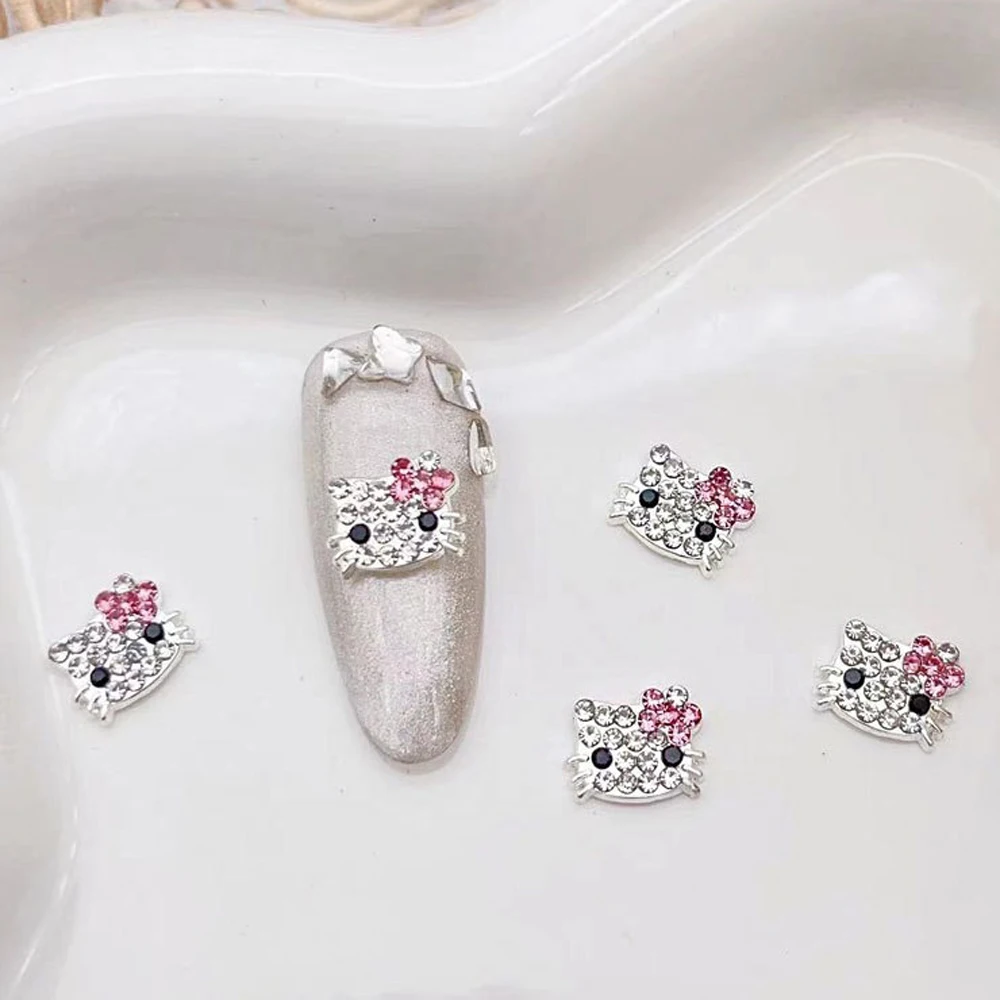 10szt Cute Cat Nail Art Charm 3D Alloy Full Diamond Cartoon Anime Cat Nail Decoration DIY Kawaii Crystal Manicure Akcesoria