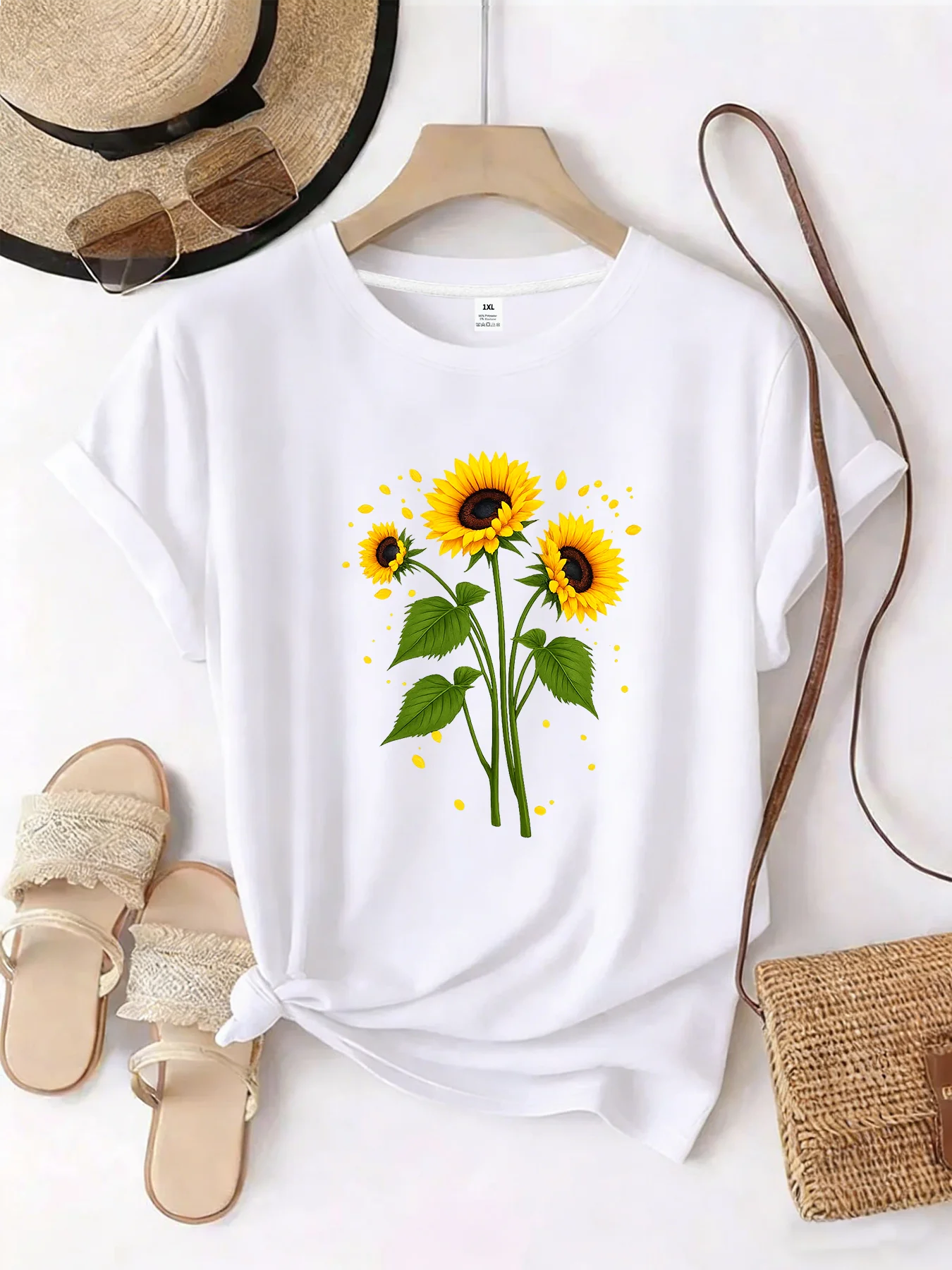 

【WZM101521】Sunflower print plus size women's round neck summer casual short sleeved street fashion versatile plus size T-shirt