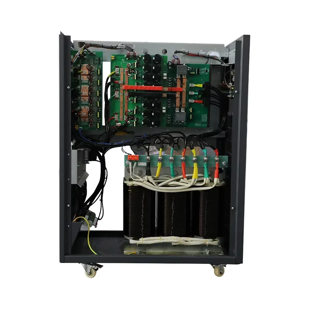 نظام UPS مزدوج التحويل عبر الإنترنت ثلاثي الطور -10kVA 15kVA 20kVA - مصدر طاقة غير منقطع للكمبيوتر لتعزيز الاستقرار