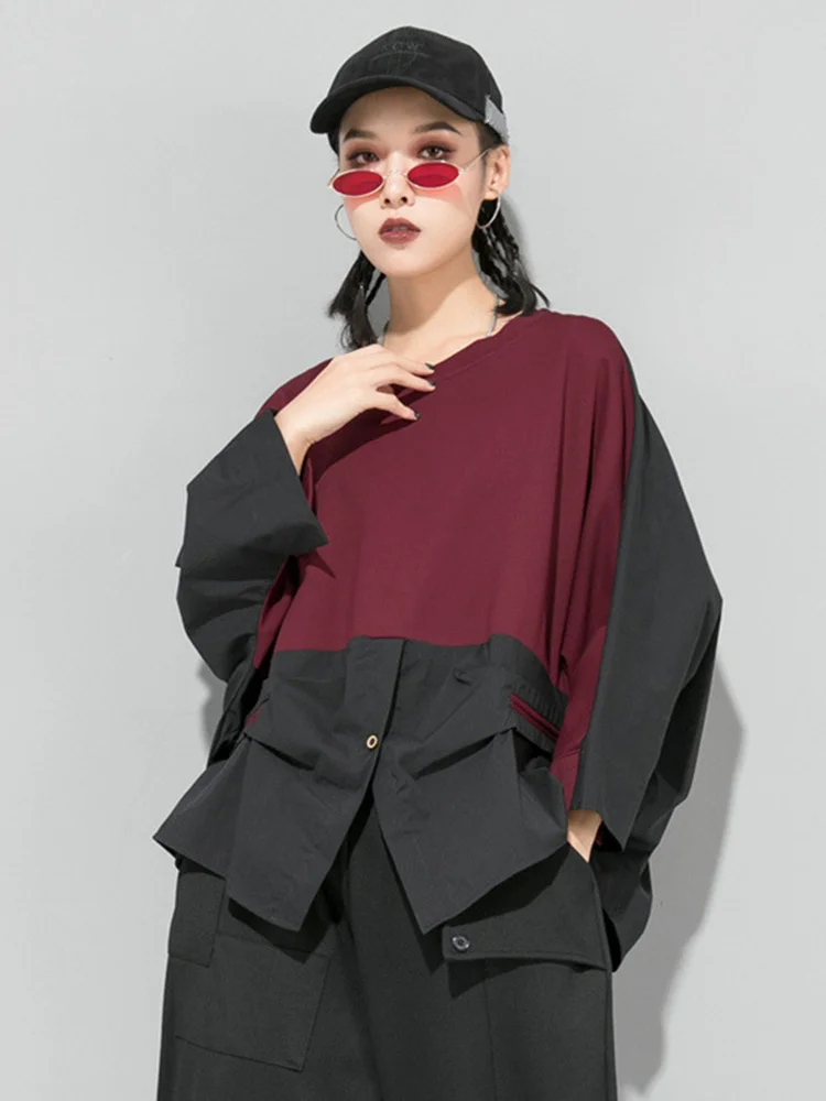 [EAM] Loose Fit Contrast Color Big Size Sweatshirt New Round Neck Long Sleeve Women Big Size Fashion Spring Autumn 2025 1D716