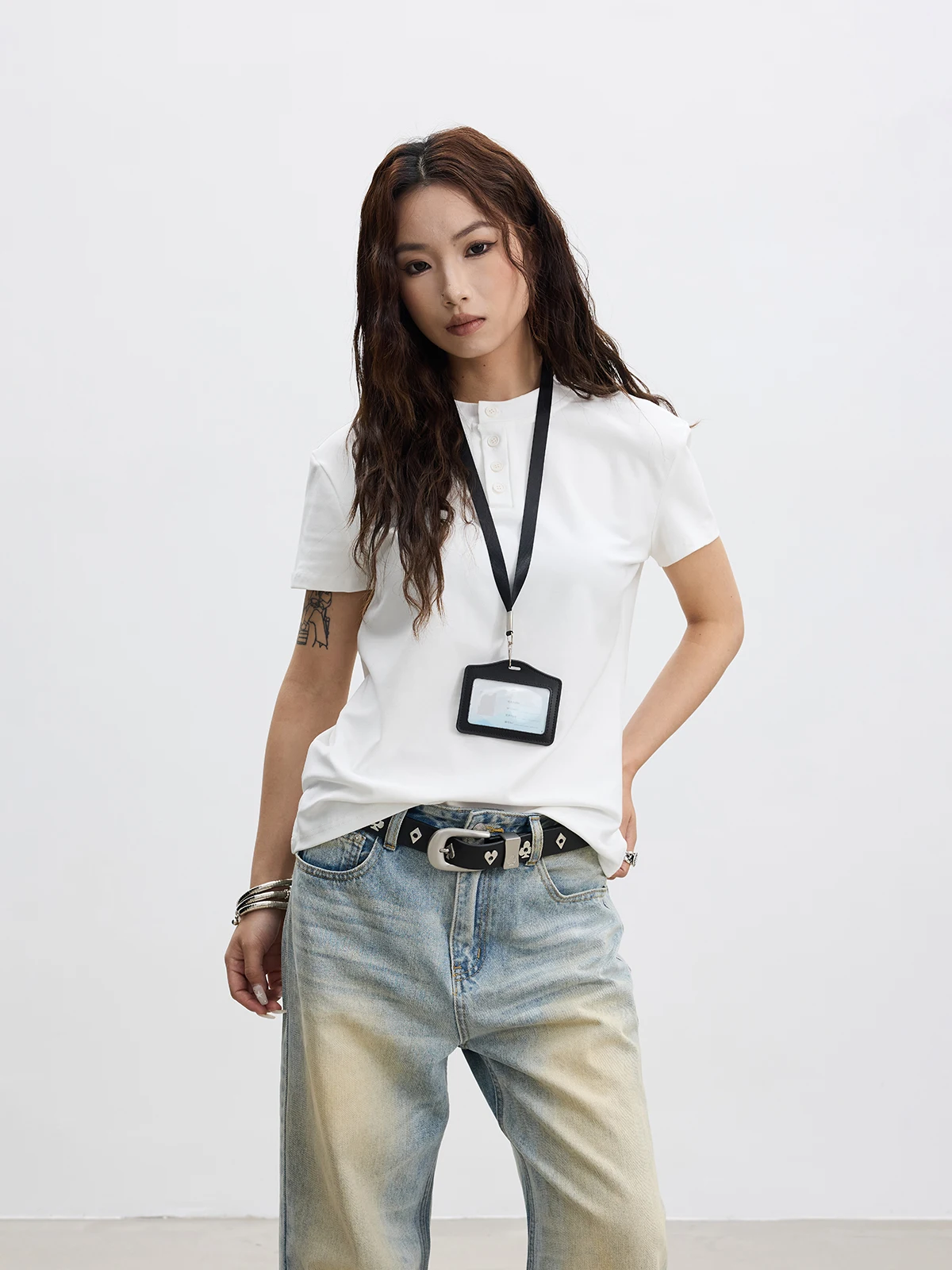 

Футболка Antsstna American Retro: Простая, свободная, повседневная, из плотного хлопка, с круглым вырезом, в трендовом стиле.