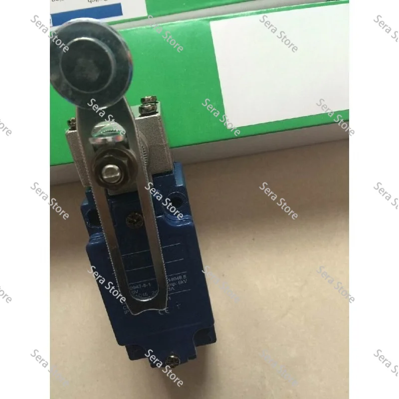 Construction elevator elevator inner door limiter XCK-J10541h29C travel switch EO5CY41C