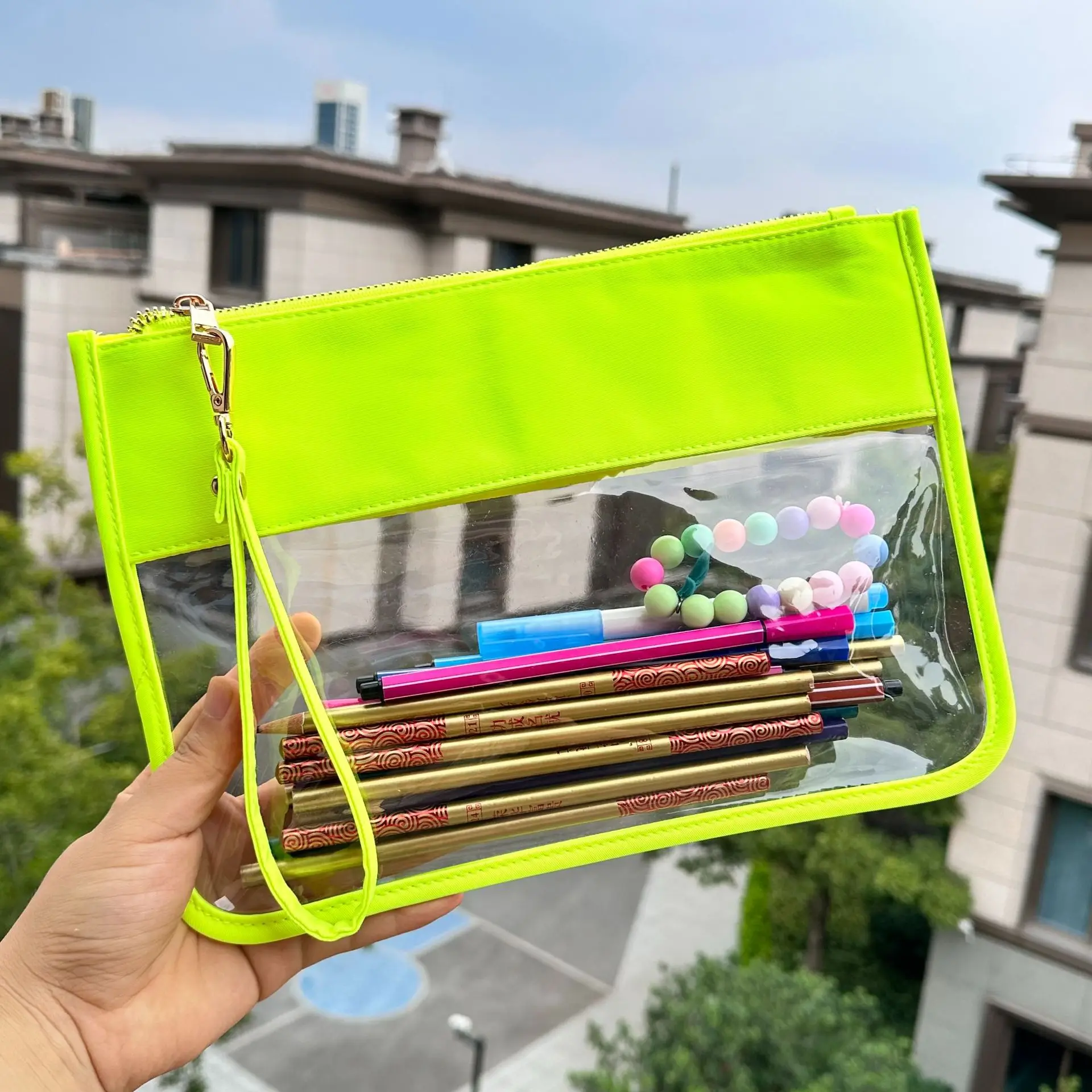 Clear Flat Makeup Bag for Travel Portable Preppy Travel Purse Bag Transparent Cosmetic Zipper Pouch with Handle Strap