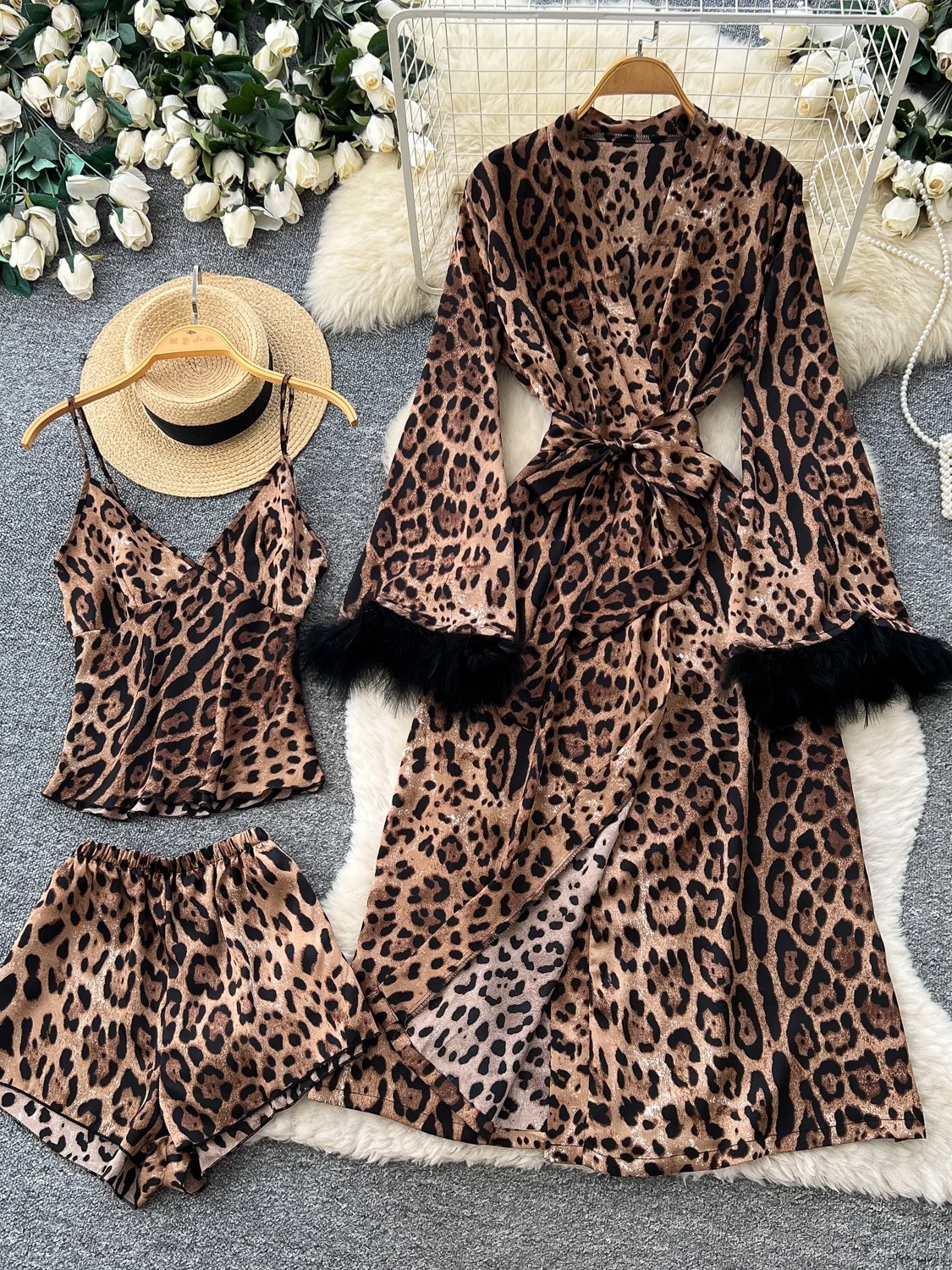 Wild Leopard Print Three-Piece Set Women's Long Sleeve Jacket Vest Shorts Slimming High Waist Luxury Feel Autumn Fashion Ense...