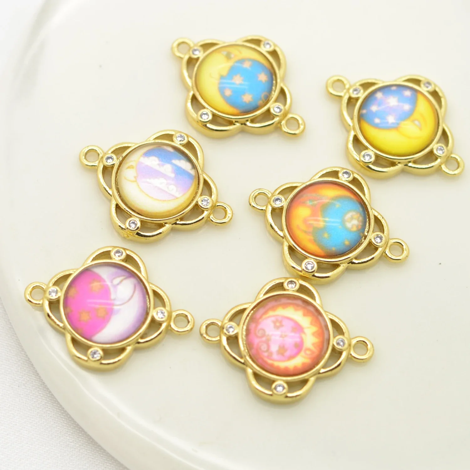 Sky Style Connector for DIY Jewelry Making Supplies Sun Star Moon Brass Resin Jewelry Handmade Bracelet Making Material 4 Pcs