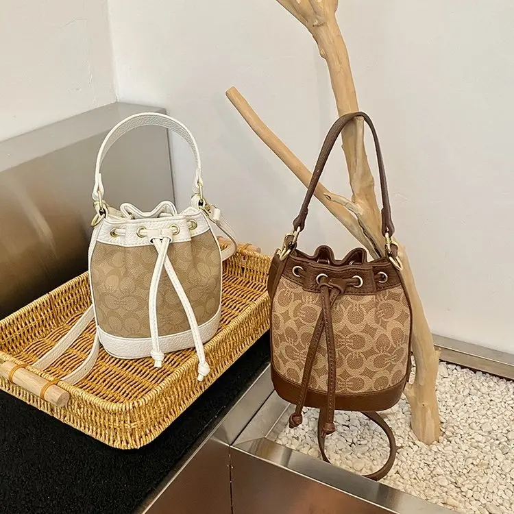‌ Borsa a secchiello alla moda con coulisse Borsa a tracolla obliqua con tracolla regolabile 2025, borsa alla moda retrò per lavoro e settimana, leggera ‌