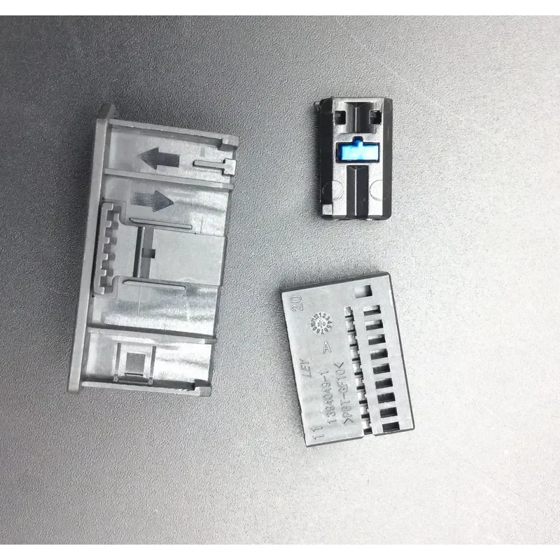 for Mercedes Benz 2211 host plug for BMW old 7 series instrument shell navigation box optical fiber plug 20pin connector