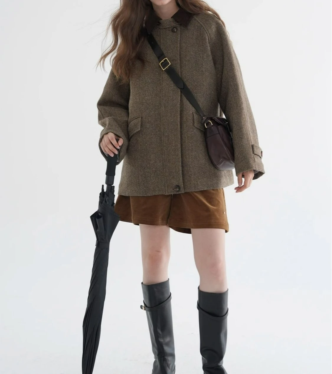 Retro Contrasting Woolen Coat 2025 Autumn and Winter Woolen New Coat Fashionable and Versatile Short Style